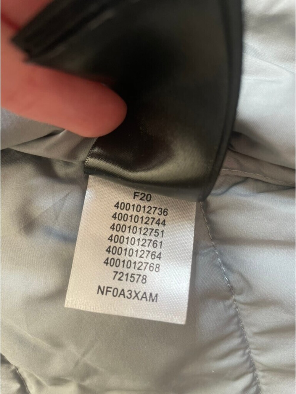 The North Face Women's Gray Quilted Puffer Jacket M - Picture 12 of 15
